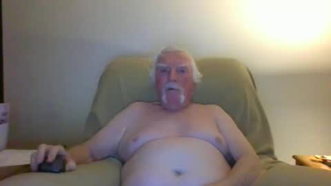 Snapshot of capecod21 chatting on 01/21/25, 10:08 capecod21 online show from 01/21/25, 10:08