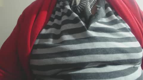 Snapshot of capitanfuturo44 chatting on 02/11/25, 02:57 Cinzia ex regina online show from 02/11/25, 02:57