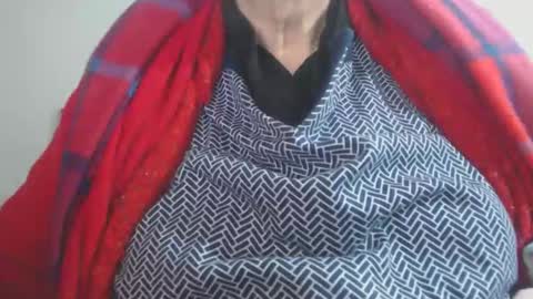 Cinzia  ex regina  online show from 01/18/26, 04:00