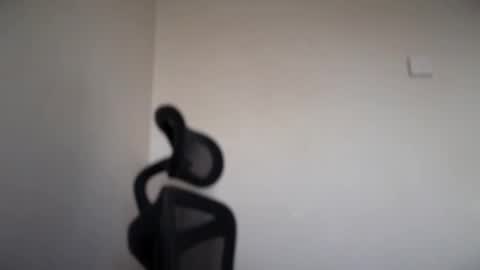 Emma online show from 10/27/25, 06:17