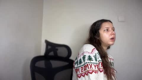 Emma online show from 01/19/26, 05:22