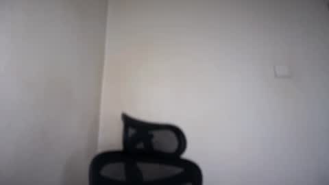 Snapshot of cappuccinokiss chatting on 06/12/26, 07:40 Emma online show from 06/12/26, 07:40