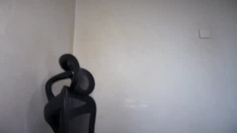 Snapshot of cappuccinokiss chatting on 06/15/26, 06:37 Emma online show from 06/15/26, 06:37