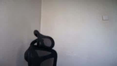 Snapshot of cappuccinokiss chatting on 06/24/26, 05:50 Emma online show from 06/24/26, 05:50