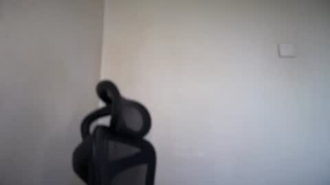 Snapshot of cappuccinokiss chatting on 07/02/26, 07:25 Emma online show from 07/02/26, 07:25