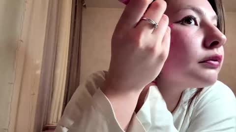 Snapshot of capricenichlos chatting on 03/05/26, 04:47 May online show from 03/05/26, 04:47