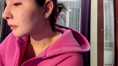 Snapshot of capricenichlos chatting on 03/08/26, 05:06 May online show from 03/08/26, 05:06