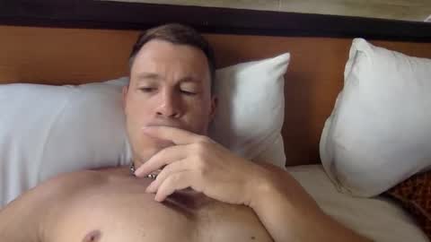 follow my twitter  online show from 11/01/25, 04:25