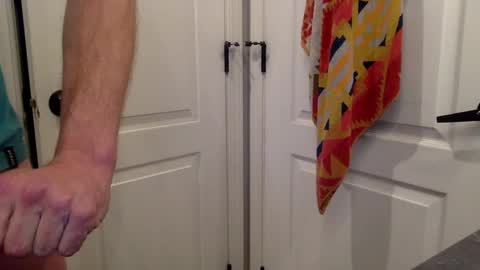 Snapshot of captiandrain chatting on 01/19/25, 12:28 Jay online show from 01/19/25, 12:28