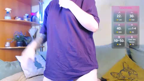 girl - foxi and tranny - kami online show from 11/23/25, 08:14