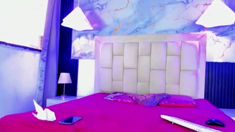 Snapshot of caraiosh_ chatting on 12/17/25, 02:12 Cara online show from 12/17/25, 02:12