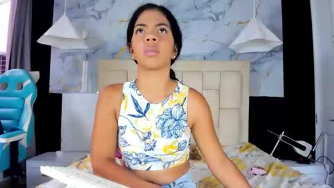 Snapshot of caraiosh_ chatting on 01/14/26, 04:01 Cara online show from 01/14/26, 04:01