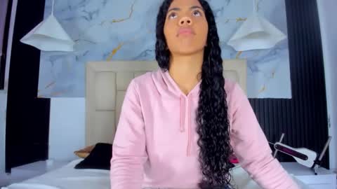 Snapshot of caraiosh_ chatting on 02/04/26, 12:33 Cara online show from 02/04/26, 12:33