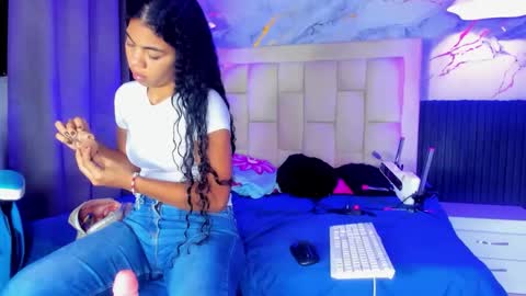 Snapshot of caraiosh_ chatting on 03/03/26, 12:33 Cara online show from 03/03/26, 12:33