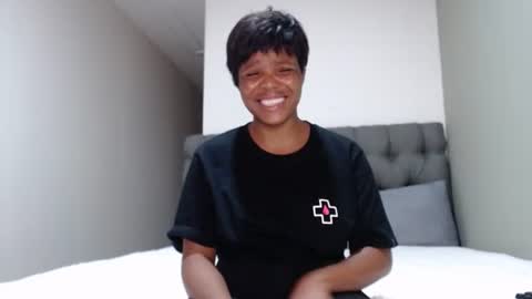 fifi online show from 03/04/25, 04:30