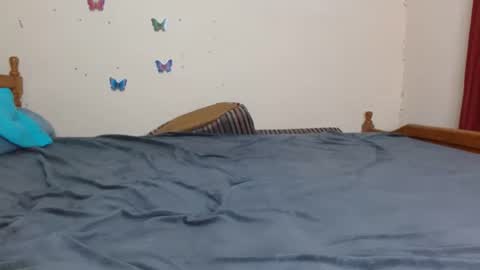 caramelebony_ online show from 05/02/26, 12:43