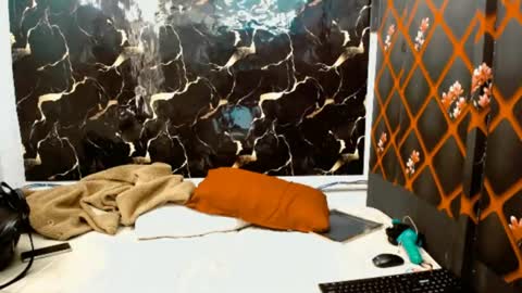 Snapshot of caramelminxx_ chatting on 06/29/26, 07:25 caramelminxx_ online show from 06/29/26, 07:25