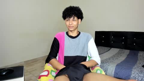 Carlos and Cristian  online show from 02/21/25, 11:10