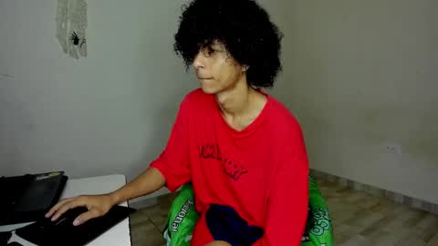 Carlos and Cristian  online show from 12/17/25, 03:45