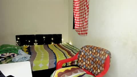 Carlos and Cristian  online show from 05/21/26, 06:48