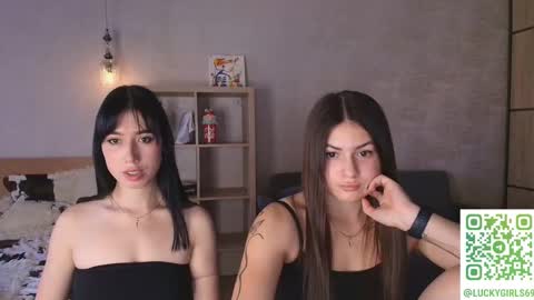 caressyourself online show from 09/22/25, 12:07