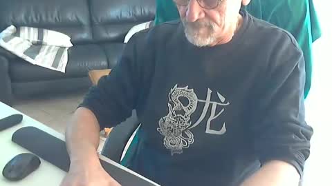 Snapshot of cargo69 chatting on 02/02/25, 12:02 cargo69 online show from 02/02/25, 12:02