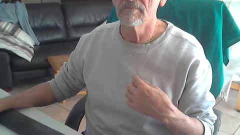 Snapshot of cargo69 chatting on 03/02/25, 11:18 cargo69 online show from 03/02/25, 11:18