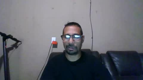 Adams huge online show from 12/17/25, 04:29