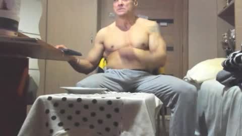 Laz online show from 02/04/26, 02:45