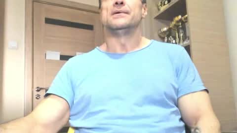 Snapshot of carin_the_body chatting on 06/07/26, 02:54 Laz online show from 06/07/26, 02:54