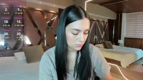 Carina online show from 09/20/25, 12:39