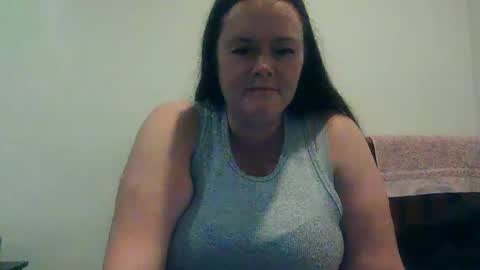 Snapshot of carinabro10 chatting on 09/28/25, 05:24 carinabro10 online show from 09/28/25, 05:24