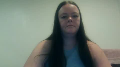 Snapshot of carinabro10 chatting on 09/29/25, 03:22 carinabro10 online show from 09/29/25, 03:22