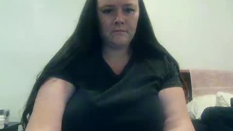 Snapshot of carinabro10 chatting on 10/03/25, 10:45 carinabro10 online show from 10/03/25, 10:45