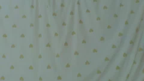 Snapshot of carinesexy69 chatting on 11/22/25, 12:15 carinesexy69 online show from 11/22/25, 12:15