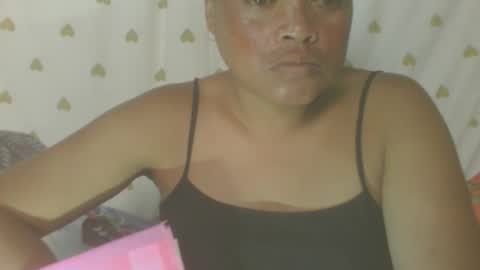 Snapshot of carinesexy69 chatting on 11/29/25, 10:40 carinesexy69 online show from 11/29/25, 10:40