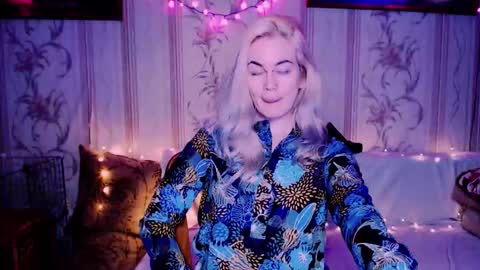 Carin online show from 02/10/26, 07:18