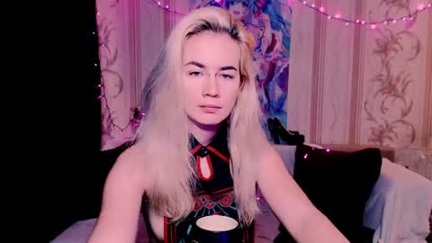 Snapshot of carinfox chatting on 06/09/26, 05:52 Carin online show from 06/09/26, 05:52