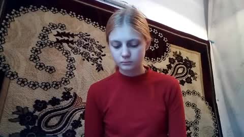 Snapshot of carissaalderson chatting on 05/15/26, 02:18 Kira online show from 05/15/26, 02:18