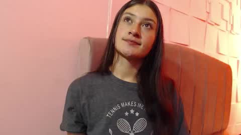 Snapshot of caritoluna_ chatting on 12/03/25, 03:14 Carito online show from 12/03/25, 03:14