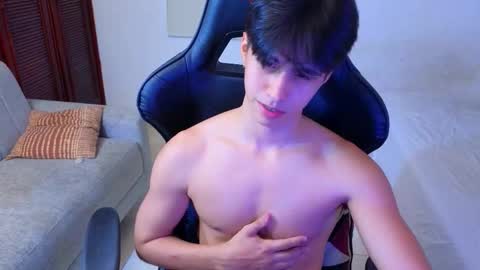 Snapshot of carl_dixon chatting on 10/27/25, 09:41 carl_dixon online show from 10/27/25, 09:41