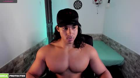 Snapshot of carl_smithh chatting on 11/04/25, 01:05 Carl online show from 11/04/25, 01:05