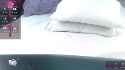 Carla naugthy  online show from 03/08/25, 12:11