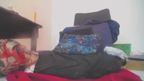 carla_prestige online show from 01/21/25, 08:21