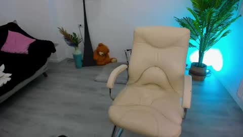 carla_shine online show from 01/14/26, 05:35