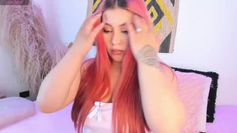 Snapshot of carla_wet18 chatting on 02/25/25, 04:57 Carla Wet18 online show from 02/25/25, 04:57