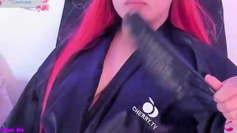 Snapshot of carla_wet18 chatting on 12/18/25, 05:02 Carla Wet18 online show from 12/18/25, 05:02