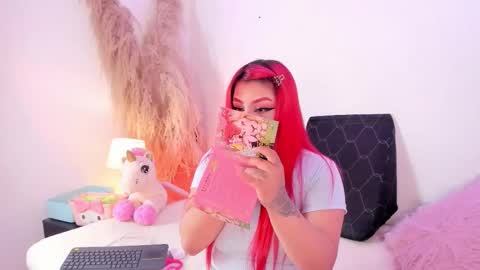 Snapshot of carla_wet18 chatting on 12/20/25, 03:46 Carla Wet18 online show from 12/20/25, 03:46