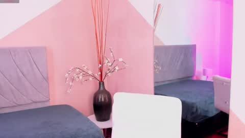 Snapshot of carlajaeger chatting on 01/07/25, 05:43 carla online show from 01/07/25, 05:43