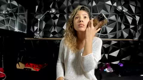 Snapshot of carlamarrinson chatting on 12/15/24, 09:20 carlamarrinson online show from 12/15/24, 09:20